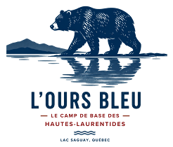 L'Ours Bleu — le camp de base des Hautes-Laurentides, Lac-Saguay, Québec